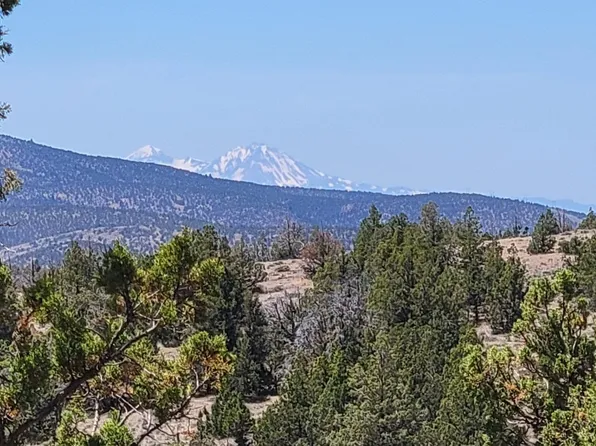 1121 SE Happy Trails Ln, Prineville, OR 97754
