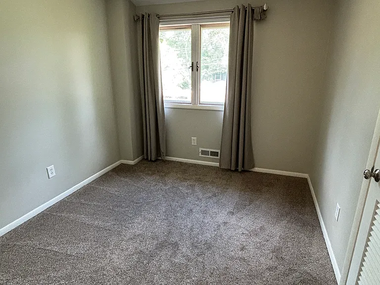 6008 Erin Ter — Photo 13