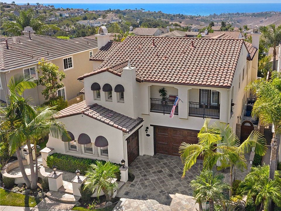 1st image of 2628 Canto Rompeolas