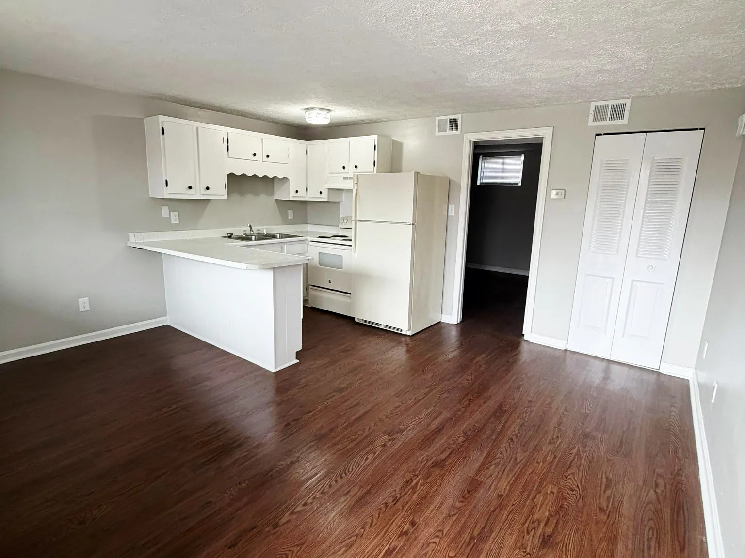 159 Miller Drive - 10 — Photo 3