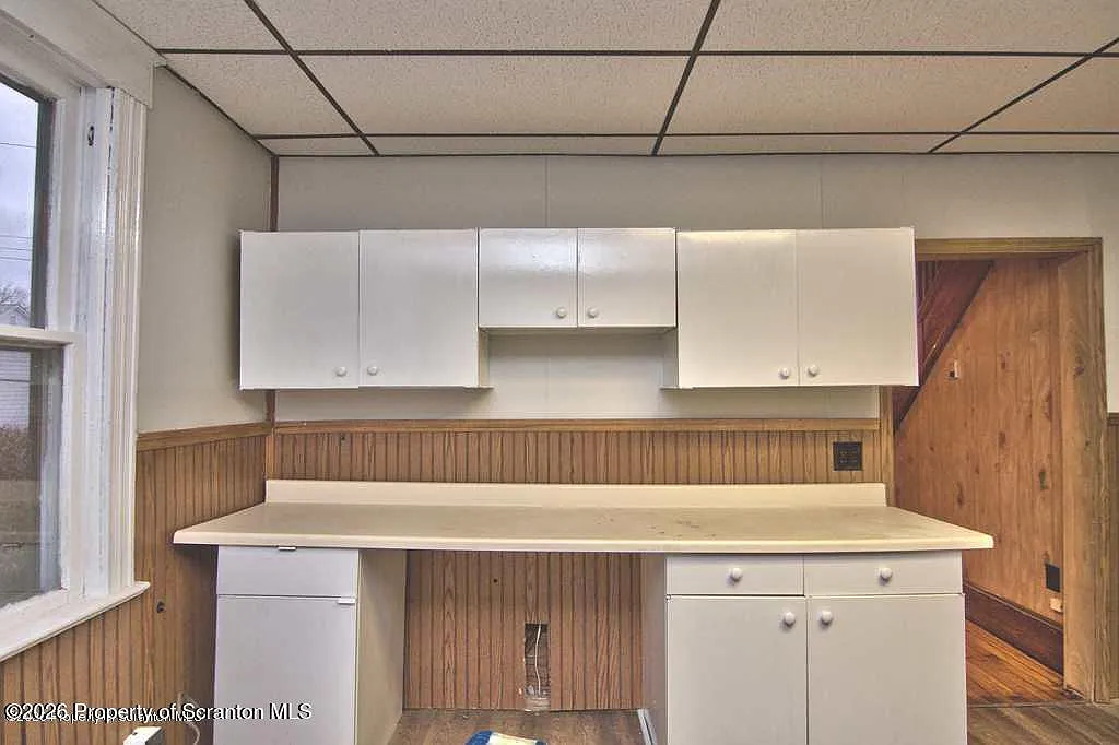 3 bed, 1.0 bath, 1500 sqft, $1,350 — Photo 4