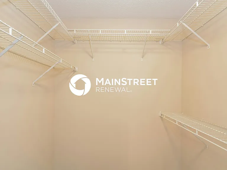 Walk In Closet