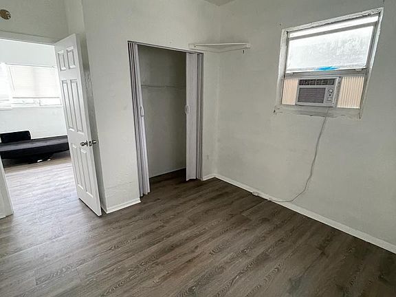 5th image of 1111 Veronica S Shoemaker Blvd APT B