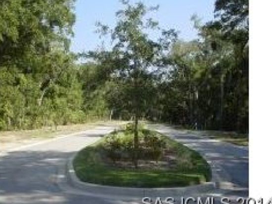 1st image of 15 Shady Oak Ln