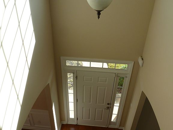 2nd image of 44 Lake Zachary Dr