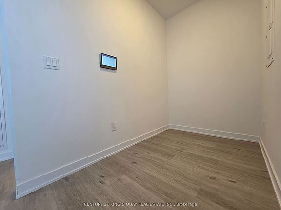 2nd image of 4569 Kingston Rd #312