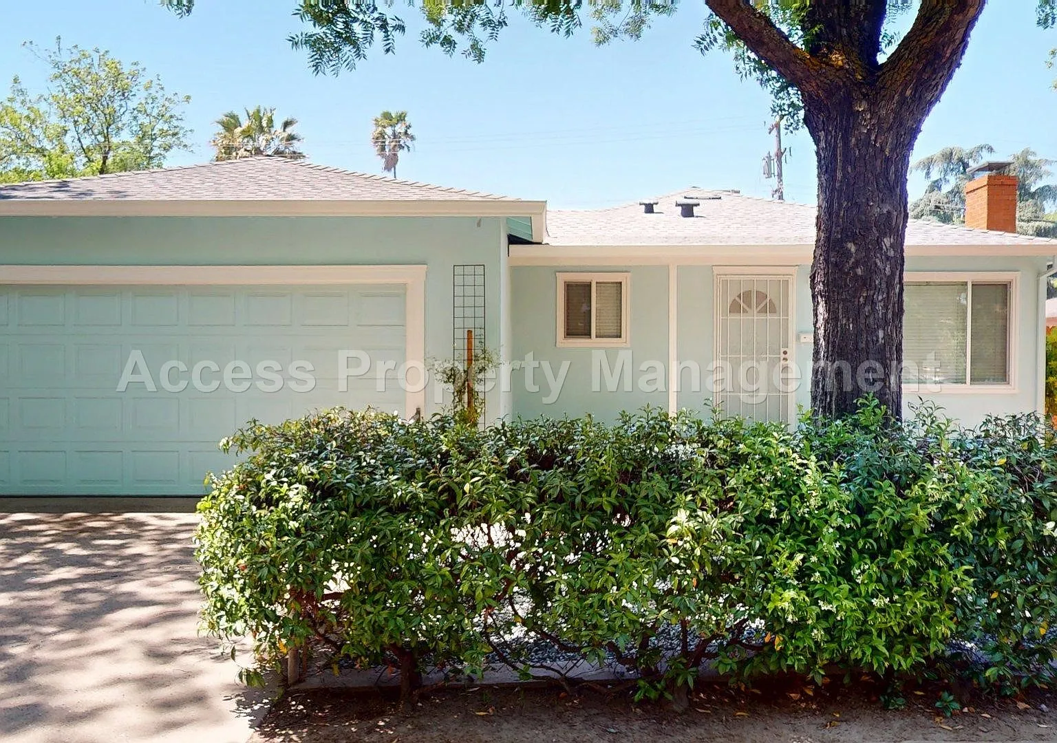 3 bed, 1144 sqft, $2,345 — Photo 1