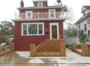 142 E Hudson St, Long Beach, NY 11561