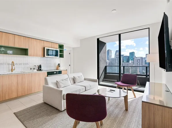 159 NE 6th St #2405, Miami, FL 33132