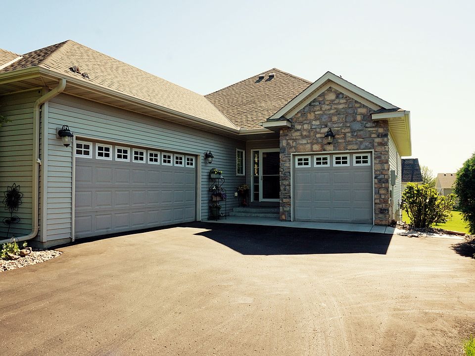 1st image of 1704 Independence Dr