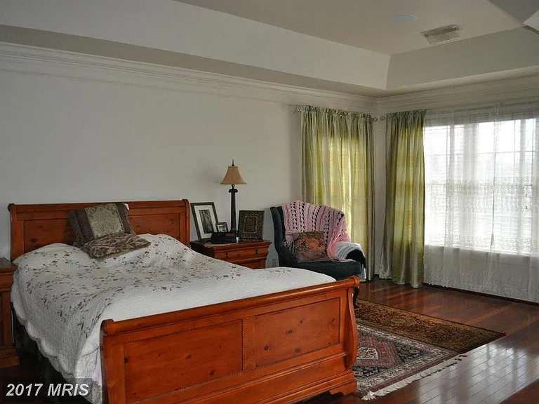 10084 Daniels Run Way — Photo 22