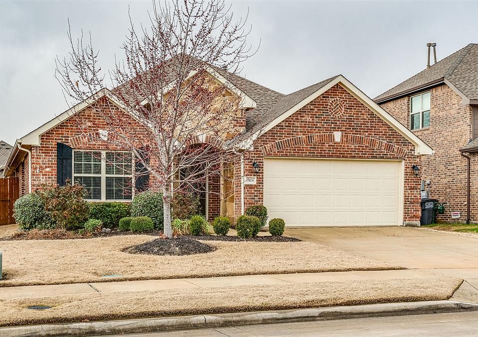 1st image of 3408 Palm Lake Dr