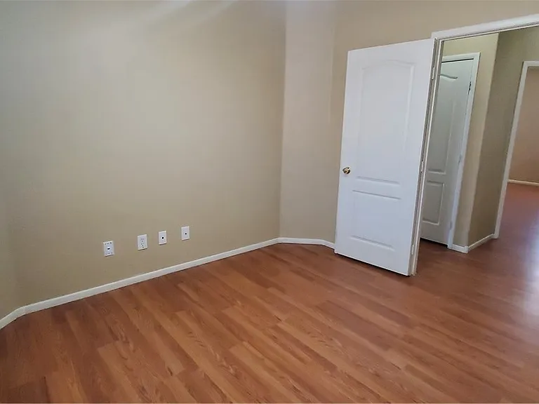 3017 Hartley Cove Ave — Photo 22