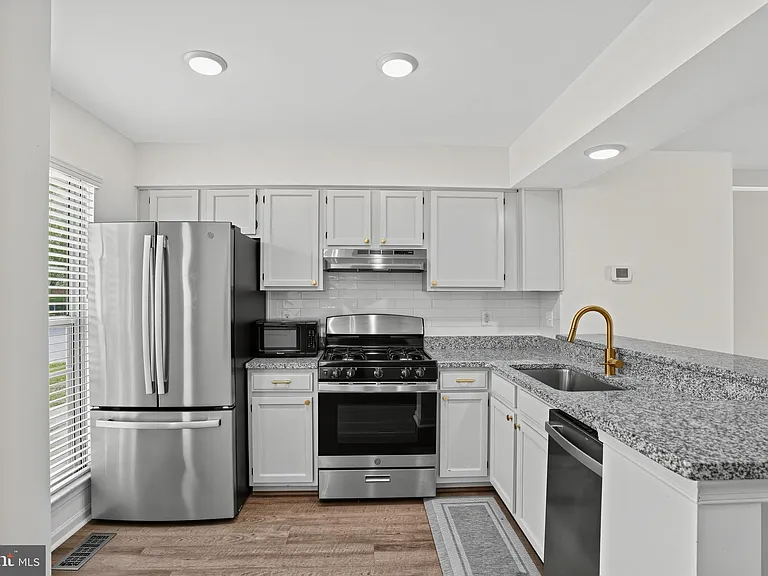 14711 Green Park Way — Photo 14
