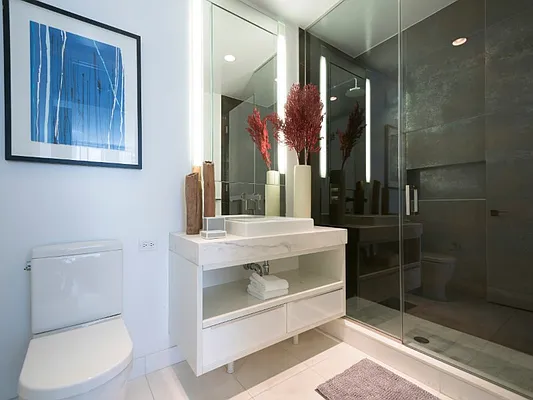 Sold by Sotheby's International Realty | media 23