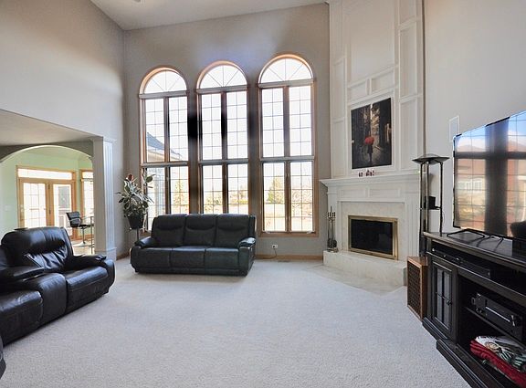 5th image of 4512 Sunningdale Dr