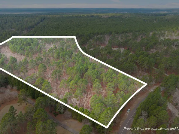 825 Lake Dornoch Drive, Pinehurst, NC 28374