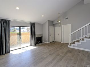 18425 Collins St UNIT A, Los angeles, CA 91356