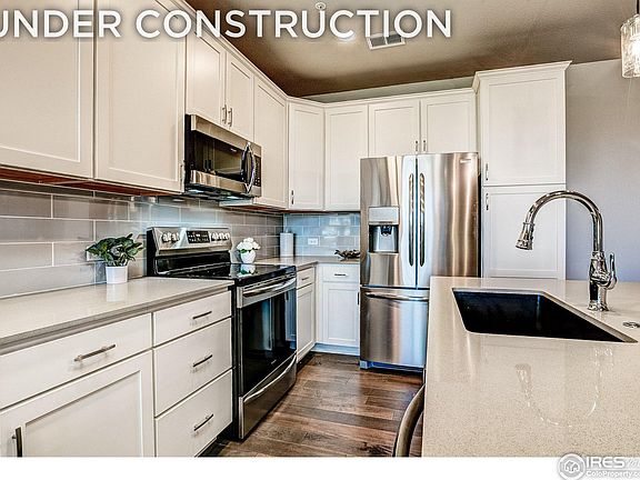 2nd image of 914 Schlagel St #4
