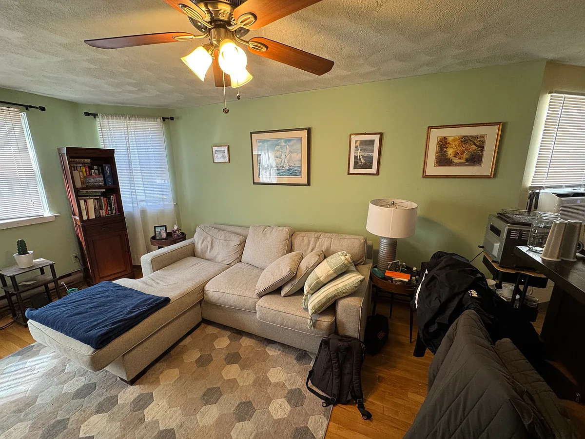 Building Photo - 217 Holland St #1B