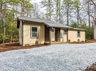 71 Fir Ln, Sapphire, NC 28774