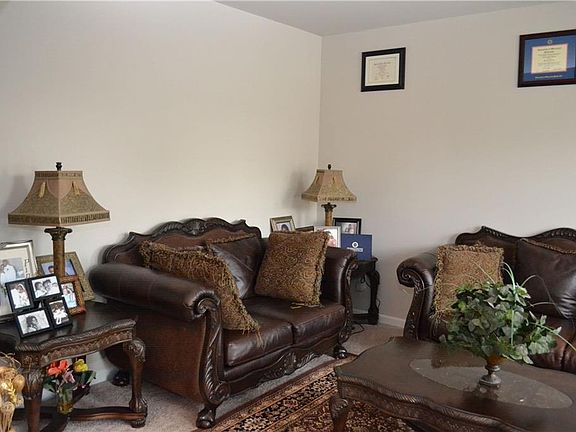 5th image of 545 Cape Ivey Dr