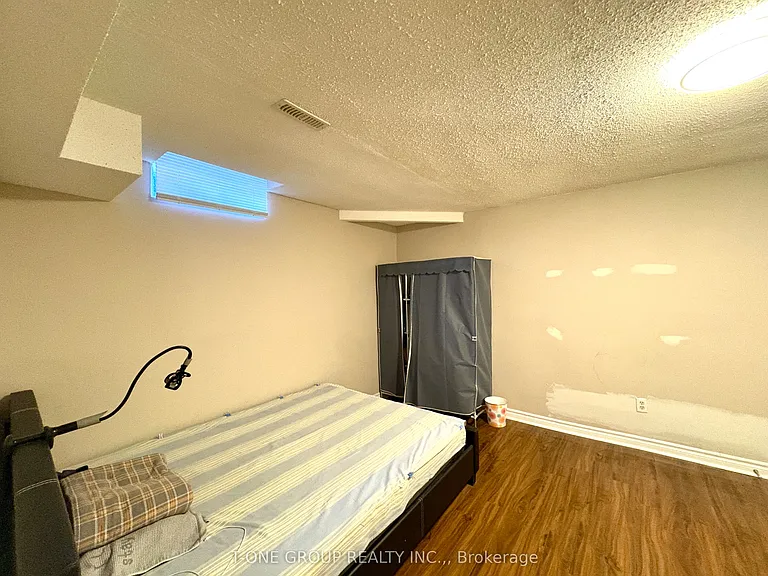 95 Dunbar Cres — Photo 20
