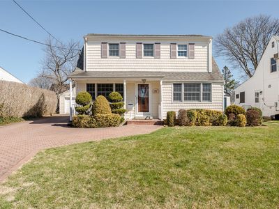 209 Forest Street, Oceanside, NY, 11572