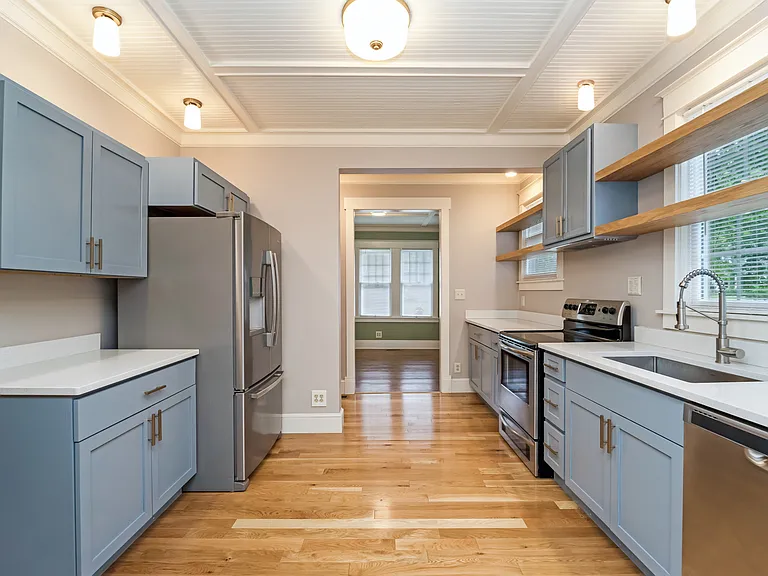205 W Main St — Photo 11