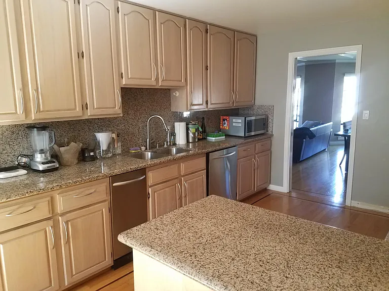 445 Scott St #3 — Photo 6