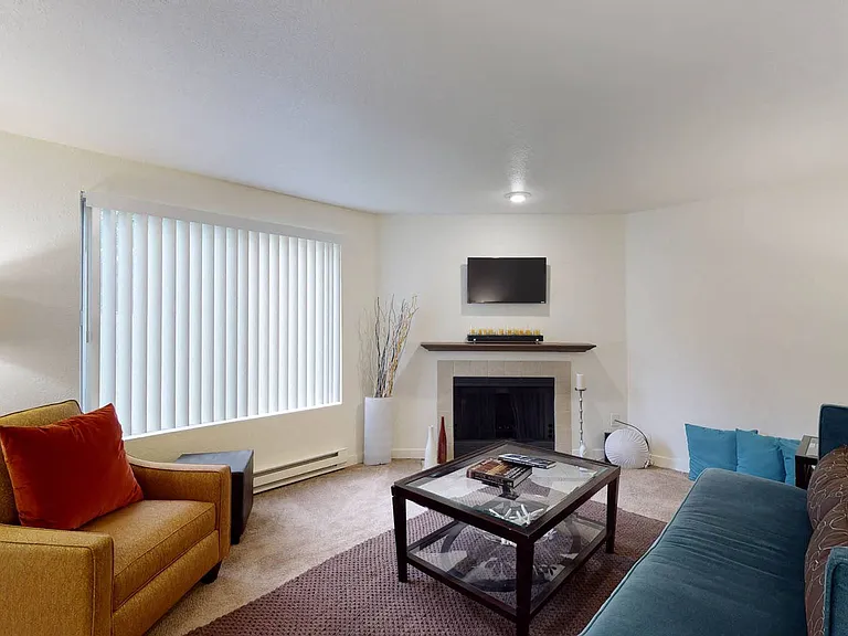 North Creek Apartments — Photo 2