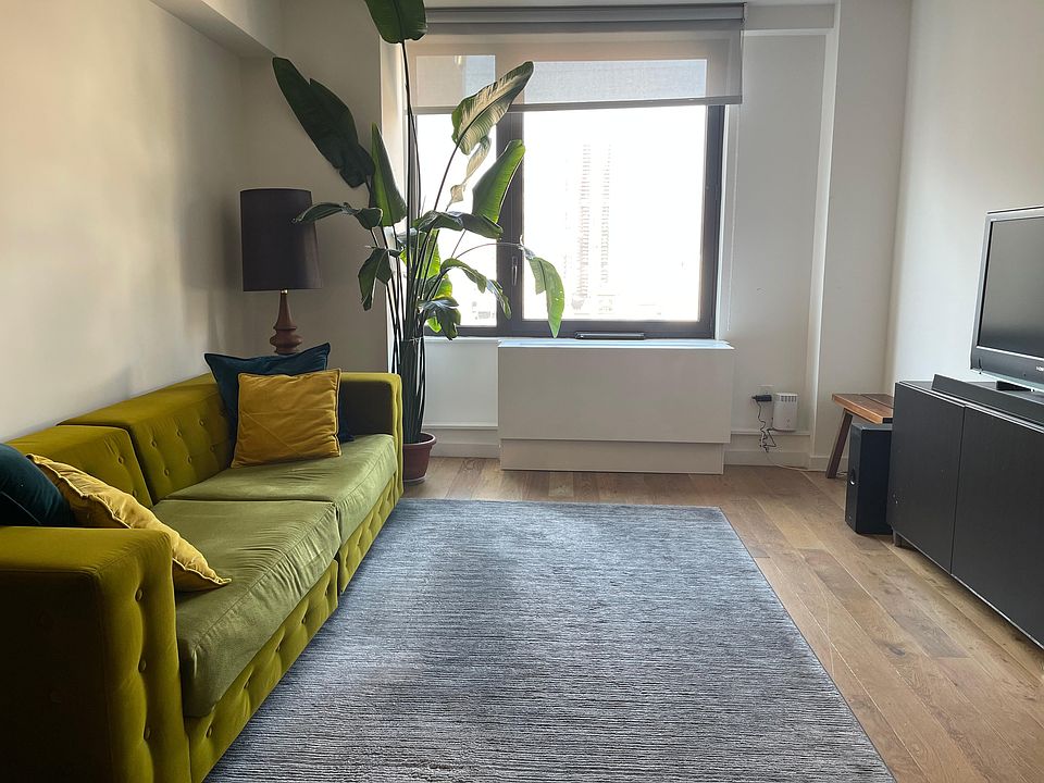 1st image of 411 35th St #11-P