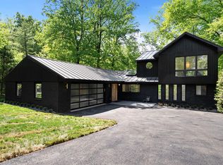 3804 Lakeview Ter, Falls Church, VA 22041