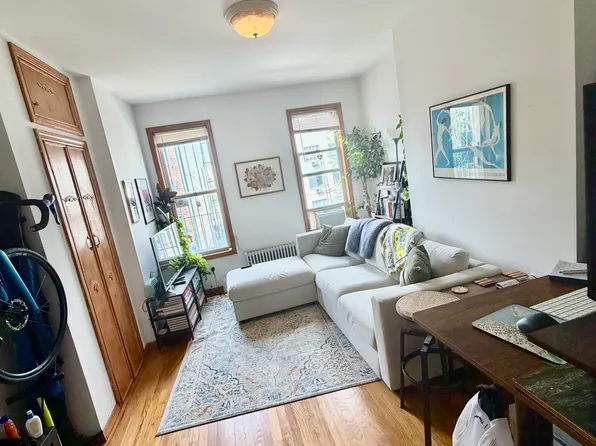 277 Devoe Street image 1 of 10
