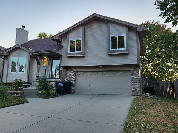 5564 N 131st St, Omaha, NE 68164