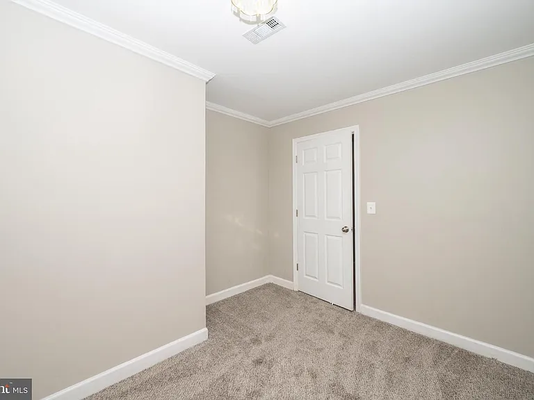 20625 Boland Farm Rd — Photo 5