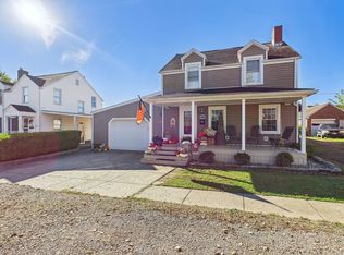 106 Maple St, Mc Arthur, OH 45651
