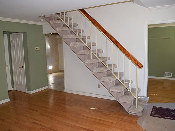 4th image of 56A McDivitt Ave