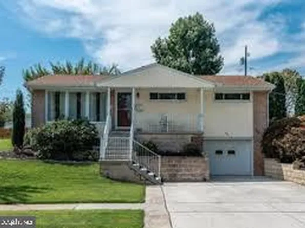 58 Burd Dr, Camp Hill, PA 17011