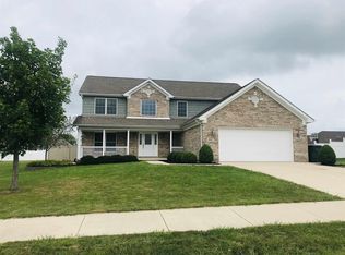 908 N Fox Berry Dr, Yorktown, IN 47396