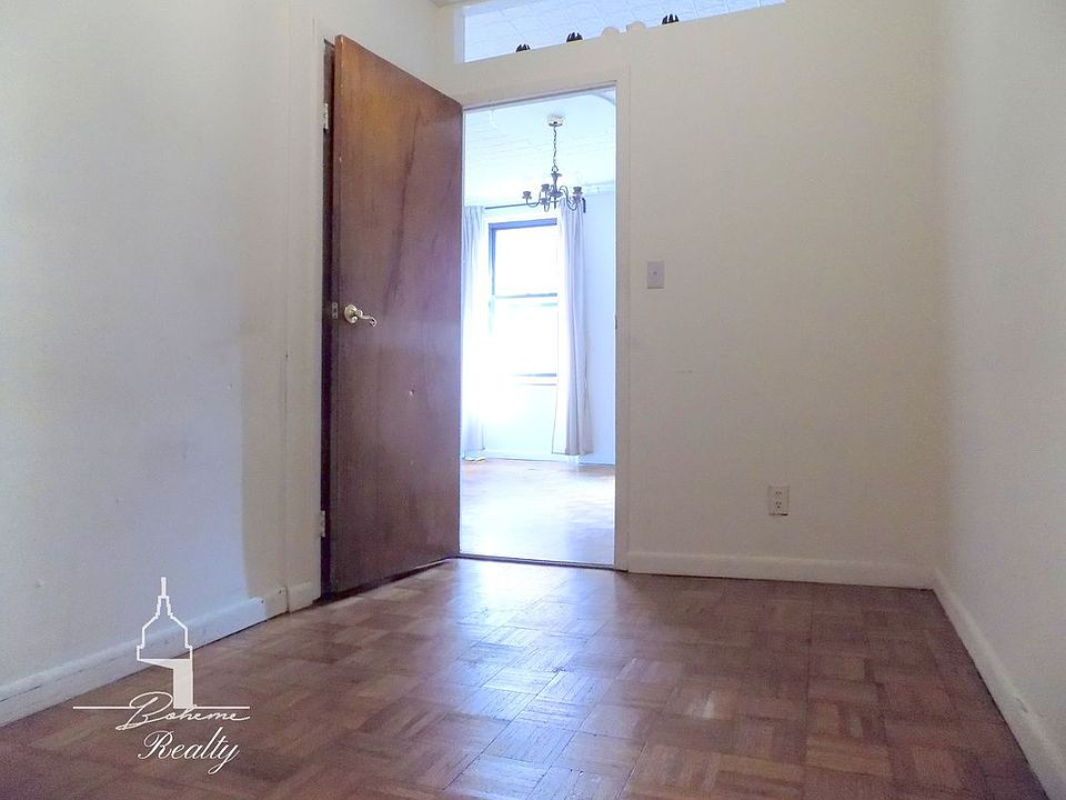 2nd image of 400 E 11th St #4