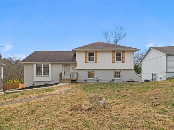 8908 Evanston Ave, Kansas City, MO 64138
