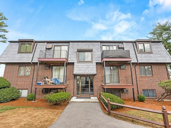 38 Main St APT 15, North Reading, MA 01864