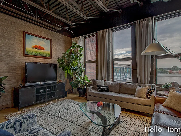 801 Monroe Ave NW #205 — Photo 14