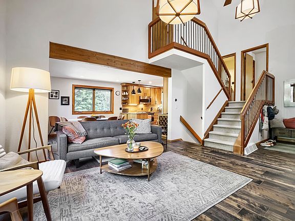 5th image of 792 S 7th Avenue