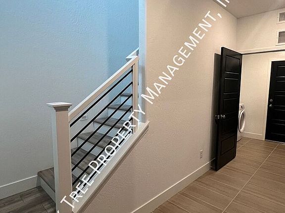 2nd image of 10920 N Honeysuckle Dr