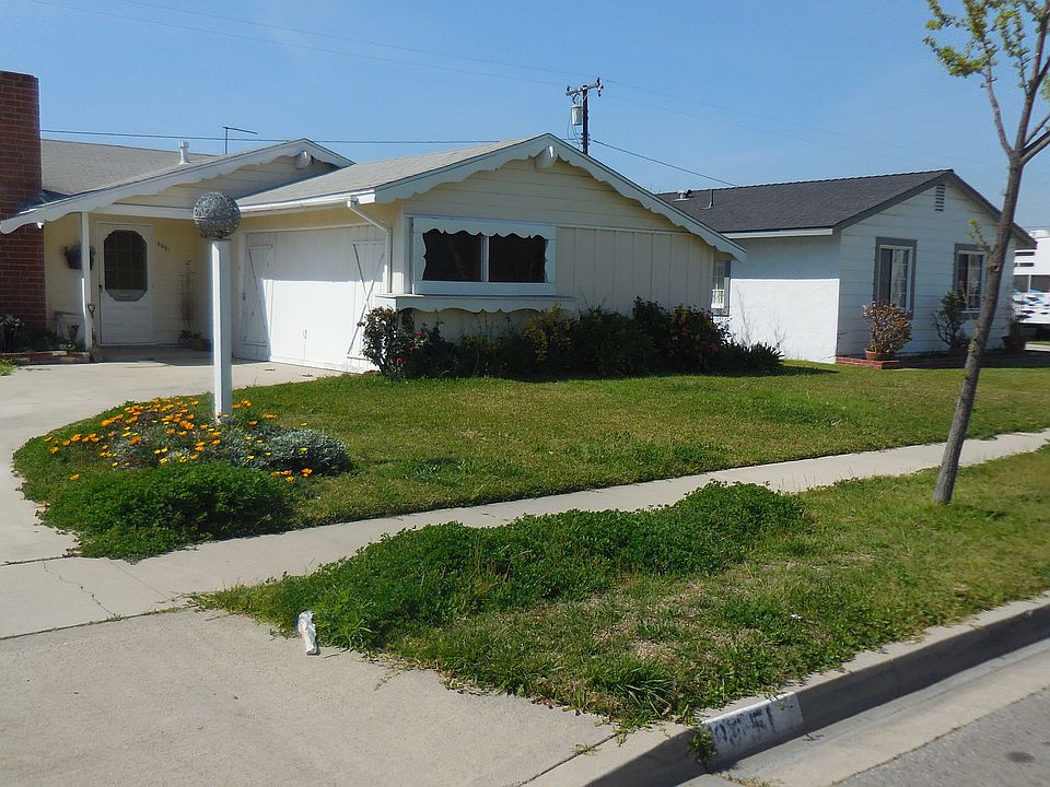 1st image of 8051 San Mateo Cir