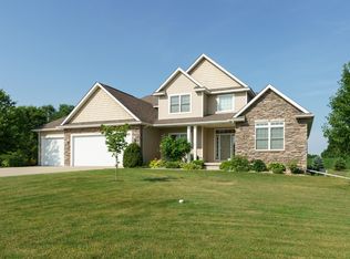 13768 Peninsula Dr, Galesburg, MI 49053