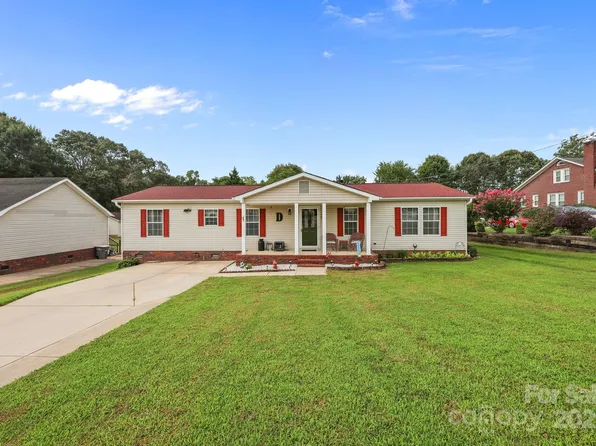 403 W 21st St, Kannapolis, NC 28081