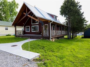 1008 Clinton St, Stewartsville, MO 64490